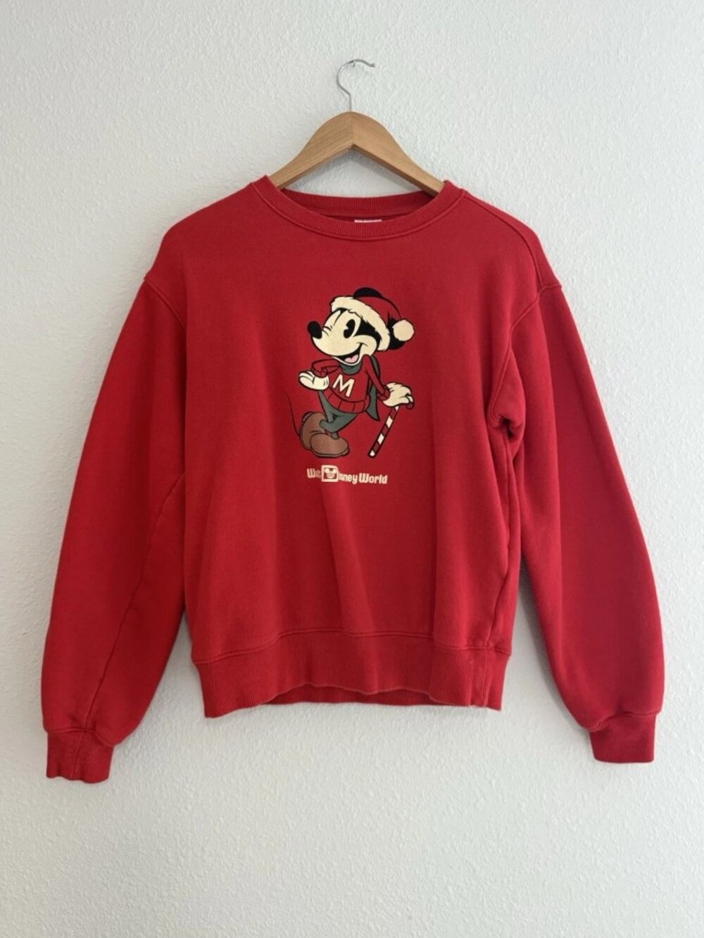 Disney Mickey Mouse Red Christmas Graphic Print Crewneck Pullover Sweatshirt S